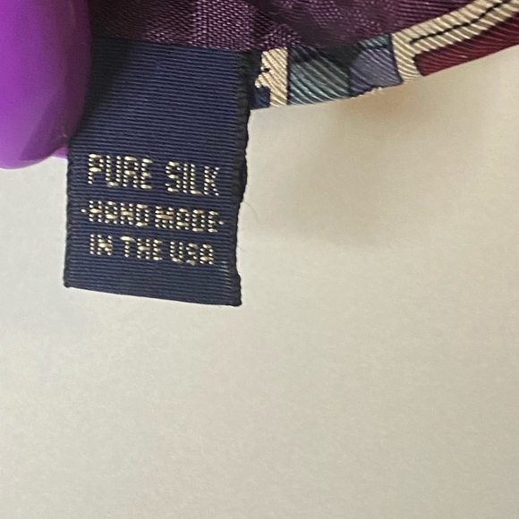 Barney New York 100% silk necktie - Picture 3 of 3